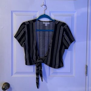 Black and white striped tie top